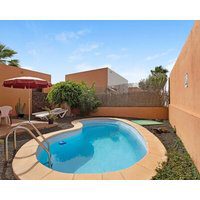 Vacation Home La Palmera De La Oliva With Private Pool & Wi-fi