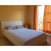 Duque Nest Hostel