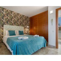 Vacation 'Alicia' with Balcony and Wi-Fi