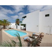 Junior Suite with Pool View for Holidays Wi-Fi and Air Conditioning
