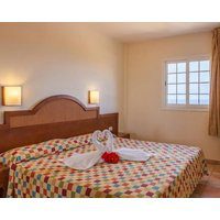 Apartamentos La Caleta