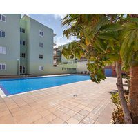 Vacation Gabriela With Shared Pool Balcony And Wi-fi