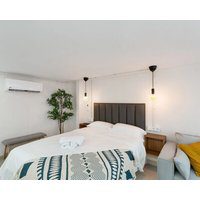 Vacation Studio Atw With Shared Terrace Wi-fi And Air Conditioning