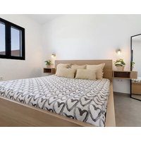 Casa Luna Kingbed and Jacuzzi