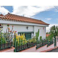 Apartment 'Isabel' with Sea View Shared Terrace and Wi-Fi