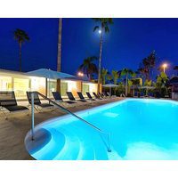 Sanom Beach Resort