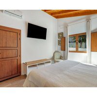 Vacation Home 'Jacam Suite' with Private Terrace Wi-Fi and Air Conditioning