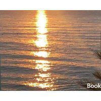 Sounds of The Sea Apartment