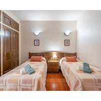 Holiday Home 'Casa La Canela' with Shared Pool Shared Garden and Wi-Fi